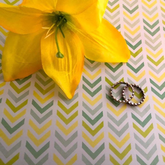 Jewelry - 2 sterling silver rings
